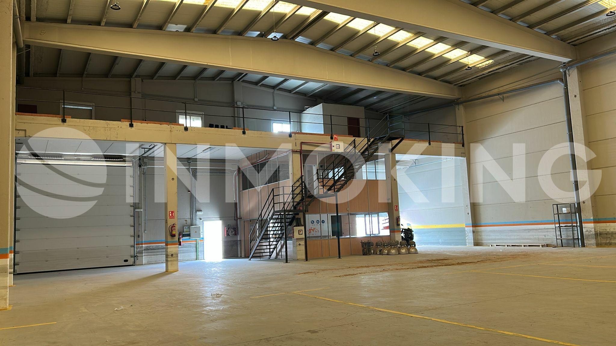 Foto de la propiedad Nave industrial/comercial en alquiler Massanassa